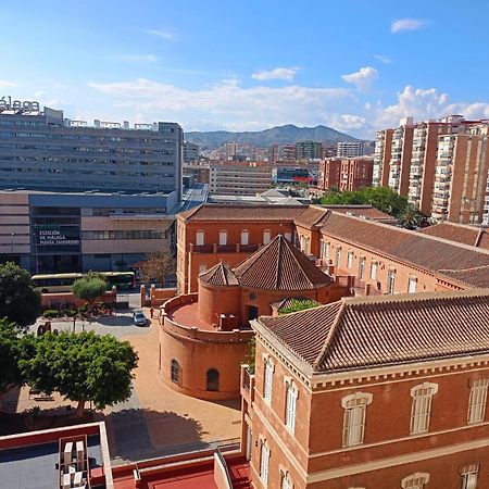 Habitacion Privada Centro Malaga Cerca Tren Maria Zambrano Y Playa Muy Buena Conexion Wifi Exterior foto