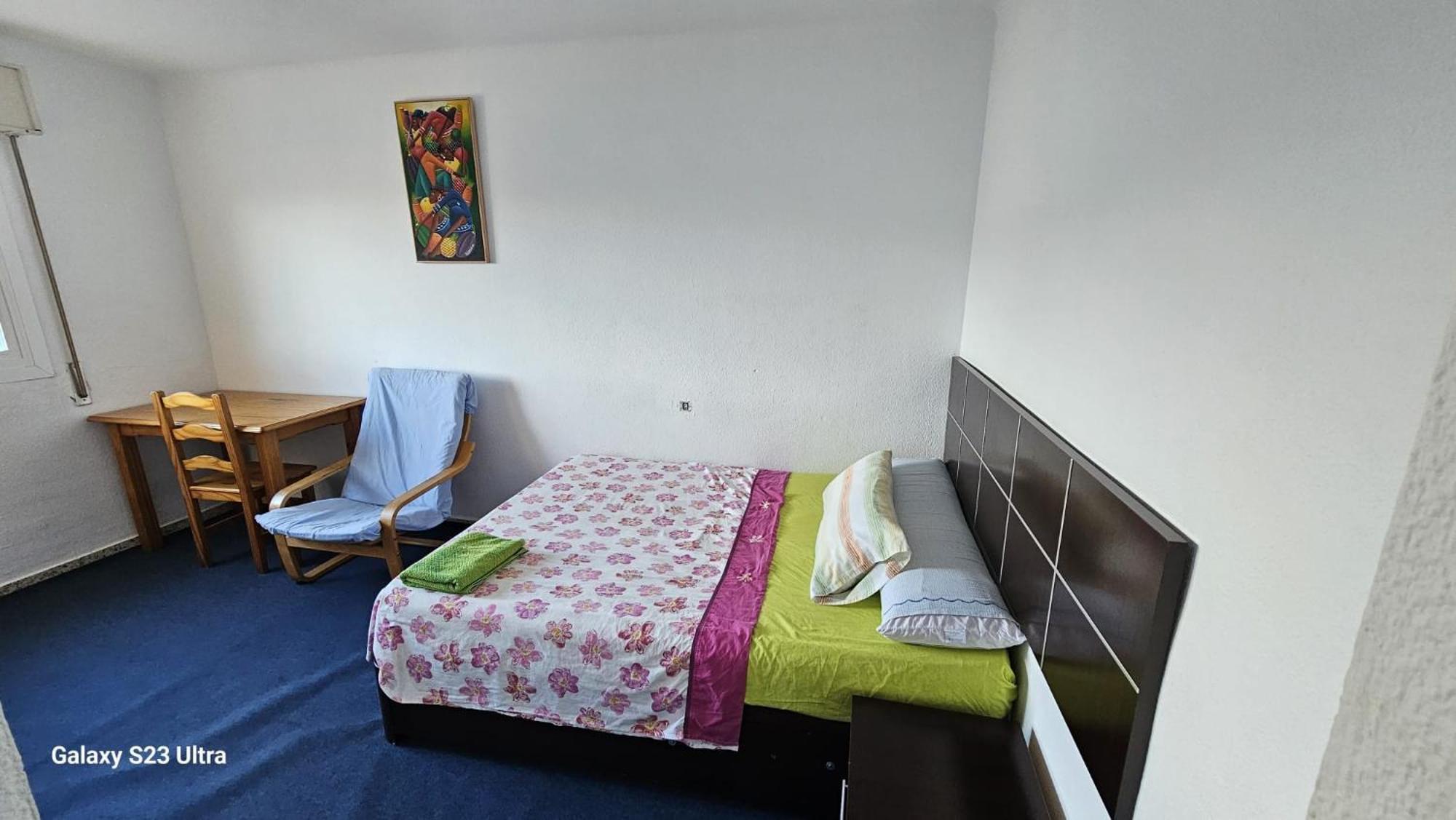 Habitacion Privada Centro Malaga Cerca Tren Maria Zambrano Y Playa Muy Buena Conexion Wifi Exterior foto