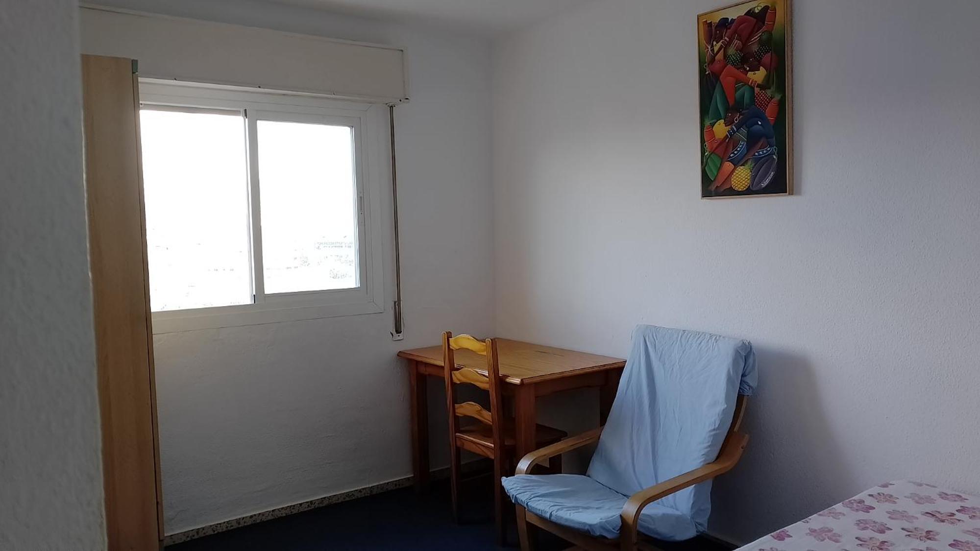 Habitacion Privada Centro Malaga Cerca Tren Maria Zambrano Y Playa Muy Buena Conexion Wifi Exterior foto